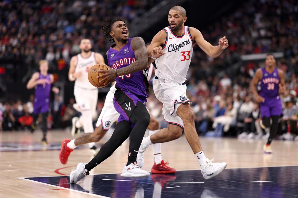 边路传中循 边路传中循